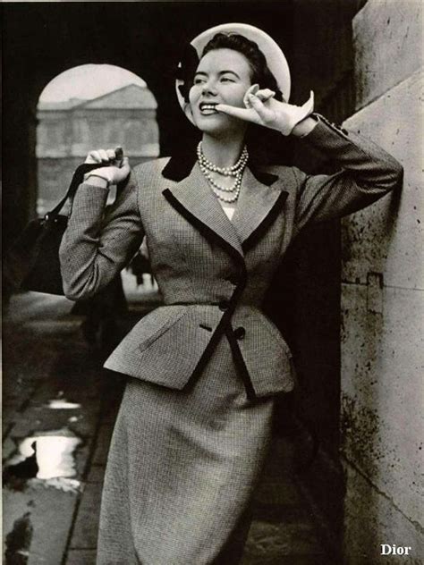 dior 1960s fashion|christian dior new look 1950s.